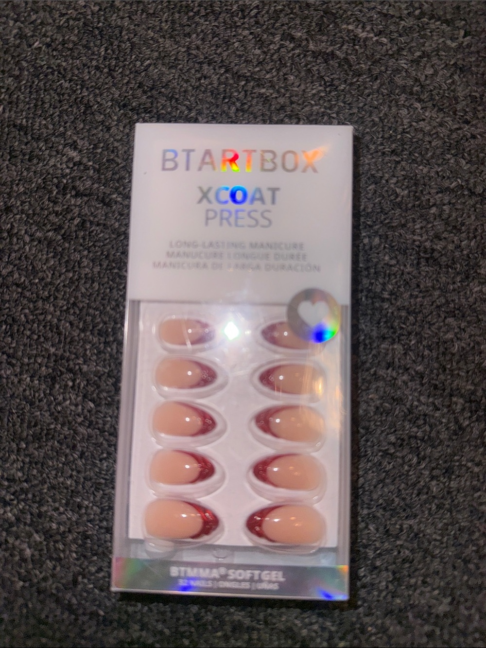 BTARTBOX XCOAT Press-On Nails — Nude with Deep Red Tips